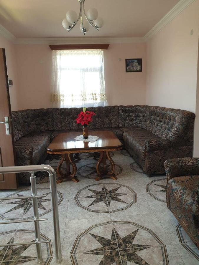 Tatev Shinuhayr Hotel' Eksteriør billede